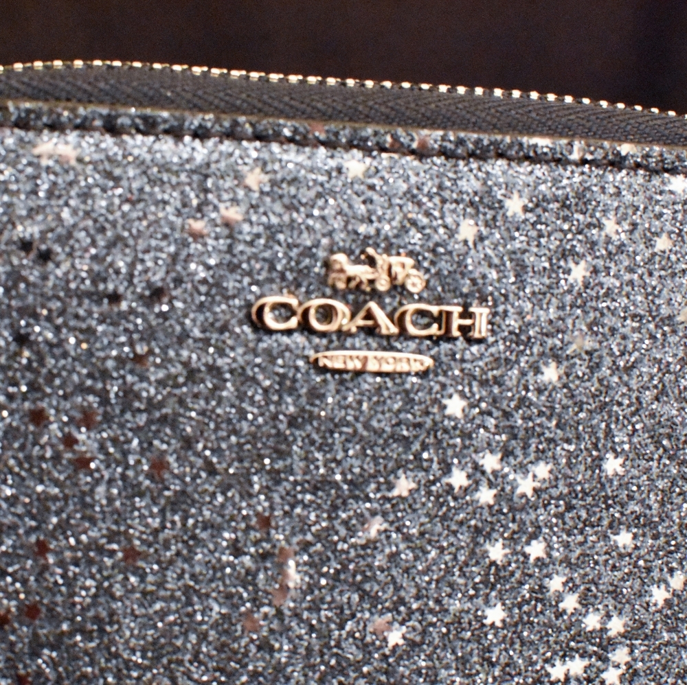 *SOLD* Rare Coach Wallet Glitter Collection - Picture 3 of 5